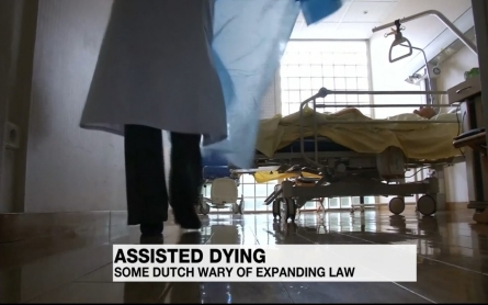 Dutch wary of expanding assisted-dying law 